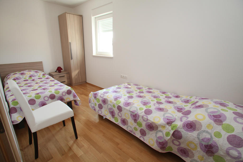 Villa Iris Apartments Seget Vranjica Ngoại thất bức ảnh