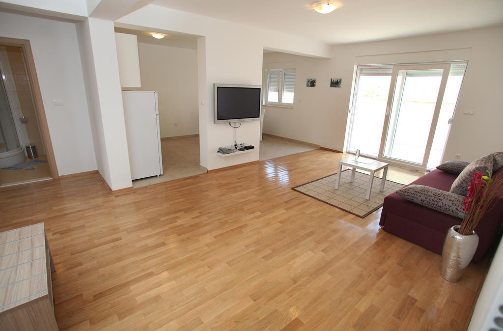Villa Iris Apartments Seget Vranjica Ngoại thất bức ảnh